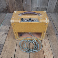 SOLD - Fender Champ 5F1 Tweed - 1958 - Mahar's Vintage Guitars