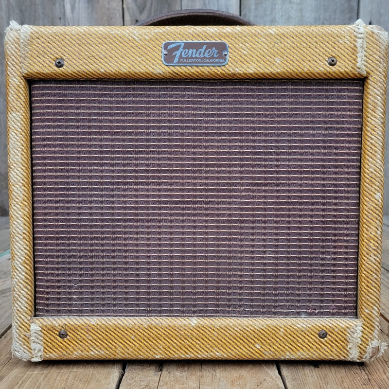 SOLD - Fender Champ 5F1 Tweed - 1958 - Mahar's Vintage Guitars