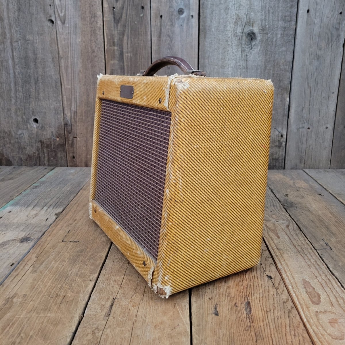 SOLD - Fender Champ 5F1 Tweed - 1958 - Mahar's Vintage Guitars