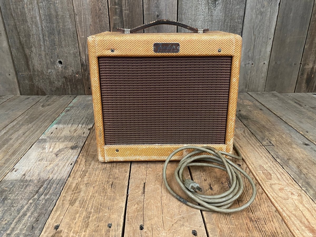 SOLD - Fender Champ 5F1 Tweed 1958 - Mahar's Vintage Guitars