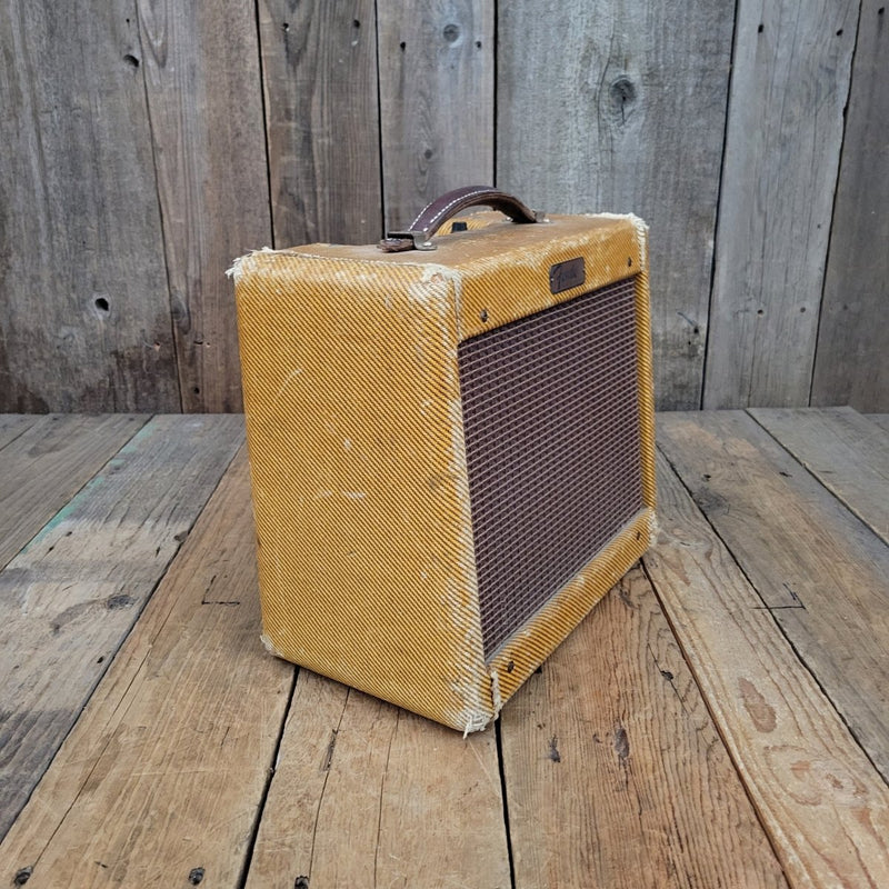 SOLD - Fender Champ 5F1 Tweed - 1958 - Mahar's Vintage Guitars