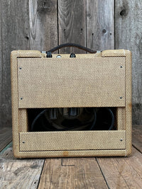 SOLD - Fender Champ 5F1 Tweed 1961 - Mahar's Vintage Guitars
