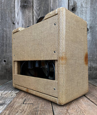 SOLD - Fender Champ 5F1 Tweed 1961 - Mahar's Vintage Guitars