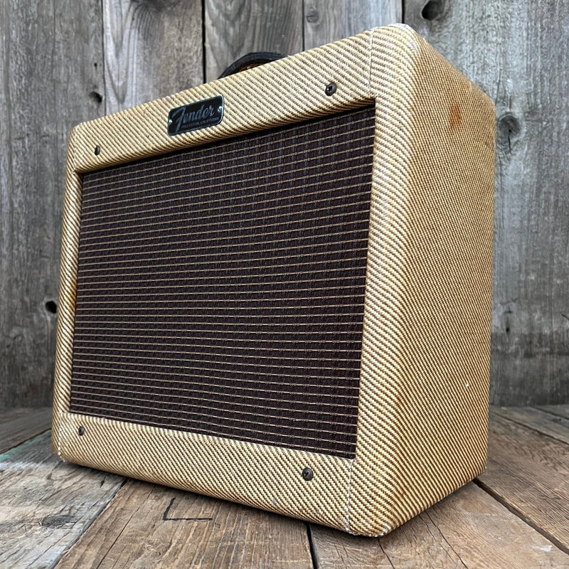 SOLD - Fender Champ 5F1 Tweed 1961 - Mahar's Vintage Guitars