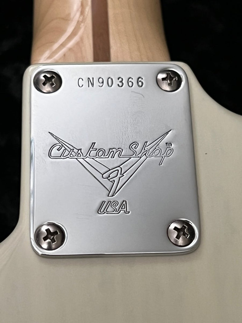 SOLD - Fender Custom Classic Stratocaster Blonde 2000 JC stamp - Mahar's Vintage Guitars