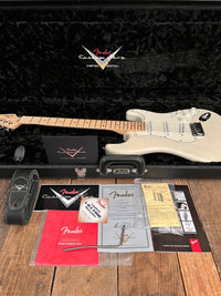SOLD - Fender Custom Classic Stratocaster Blonde 2000 JC stamp - Mahar's Vintage Guitars
