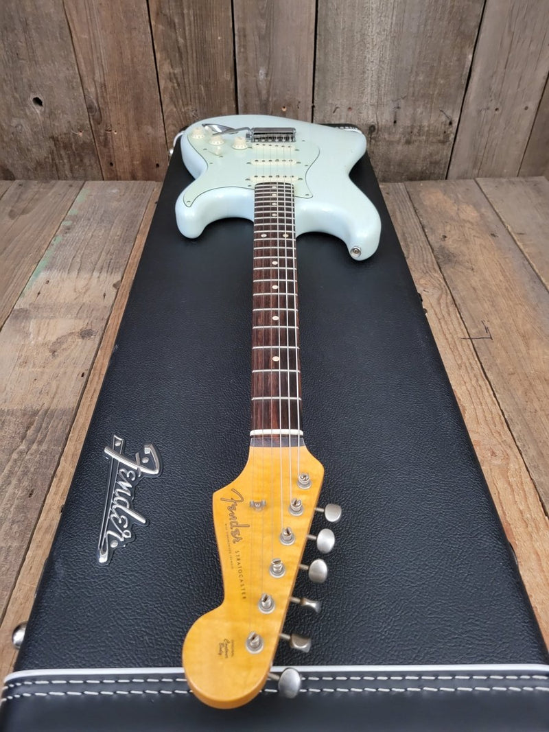 SOLD - Fender Custom Shop 1959 Stratocaster Journeyman Limited Edition relic Sonic Blue 2016 - Mahar's Vintage Guitars