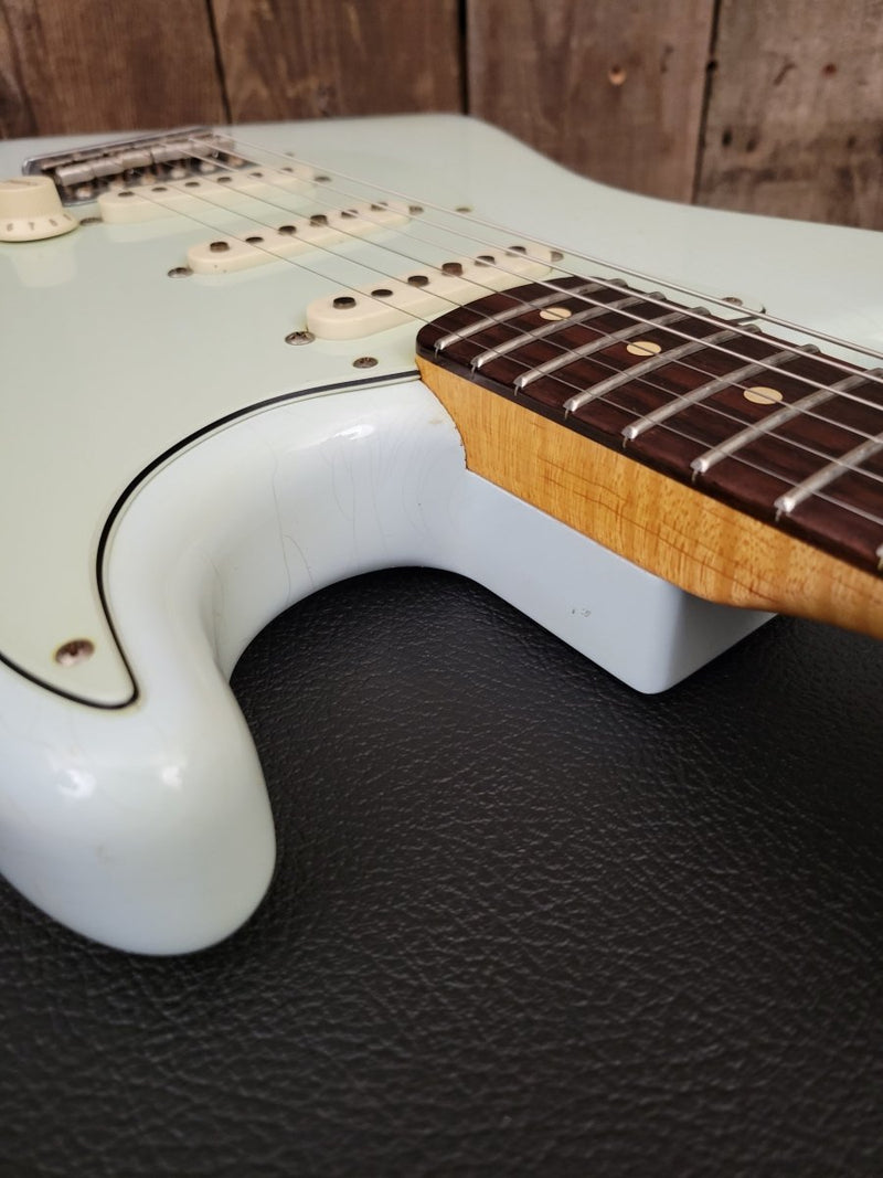 SOLD - Fender Custom Shop 1959 Stratocaster Journeyman Limited Edition relic Sonic Blue 2016 - Mahar's Vintage Guitars