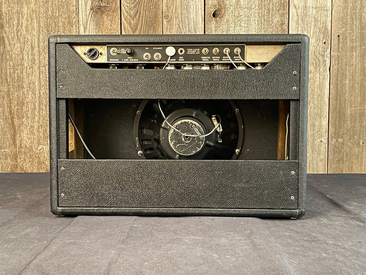 SOLD - Fender Deluxe Reverb 1964 Pre CBS Near Mint - Mahar's Vintage Guitars