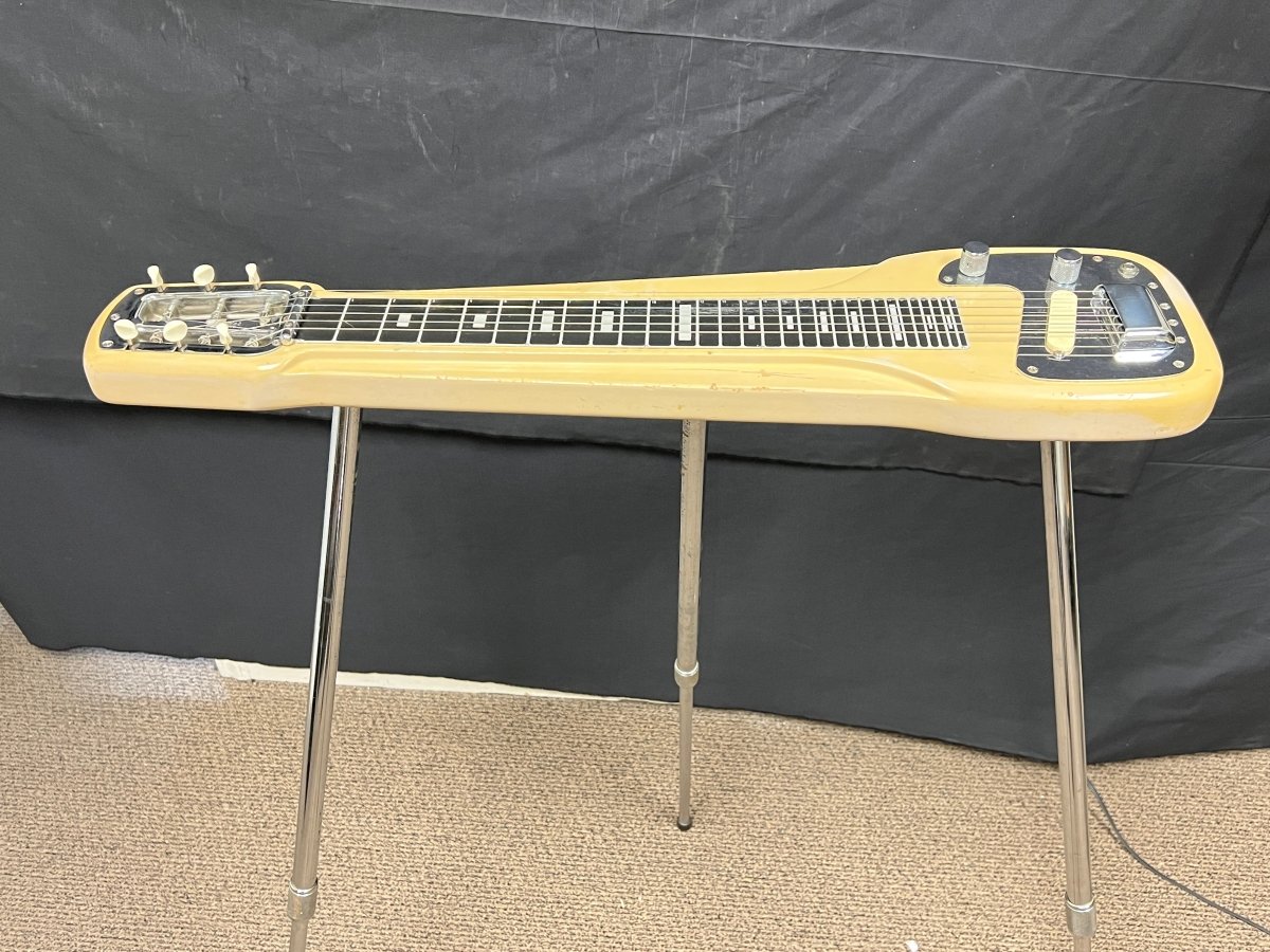 SOLD - Fender Deluxe Table Steel Guitar 1955 - Mahar's Vintage Guitars
