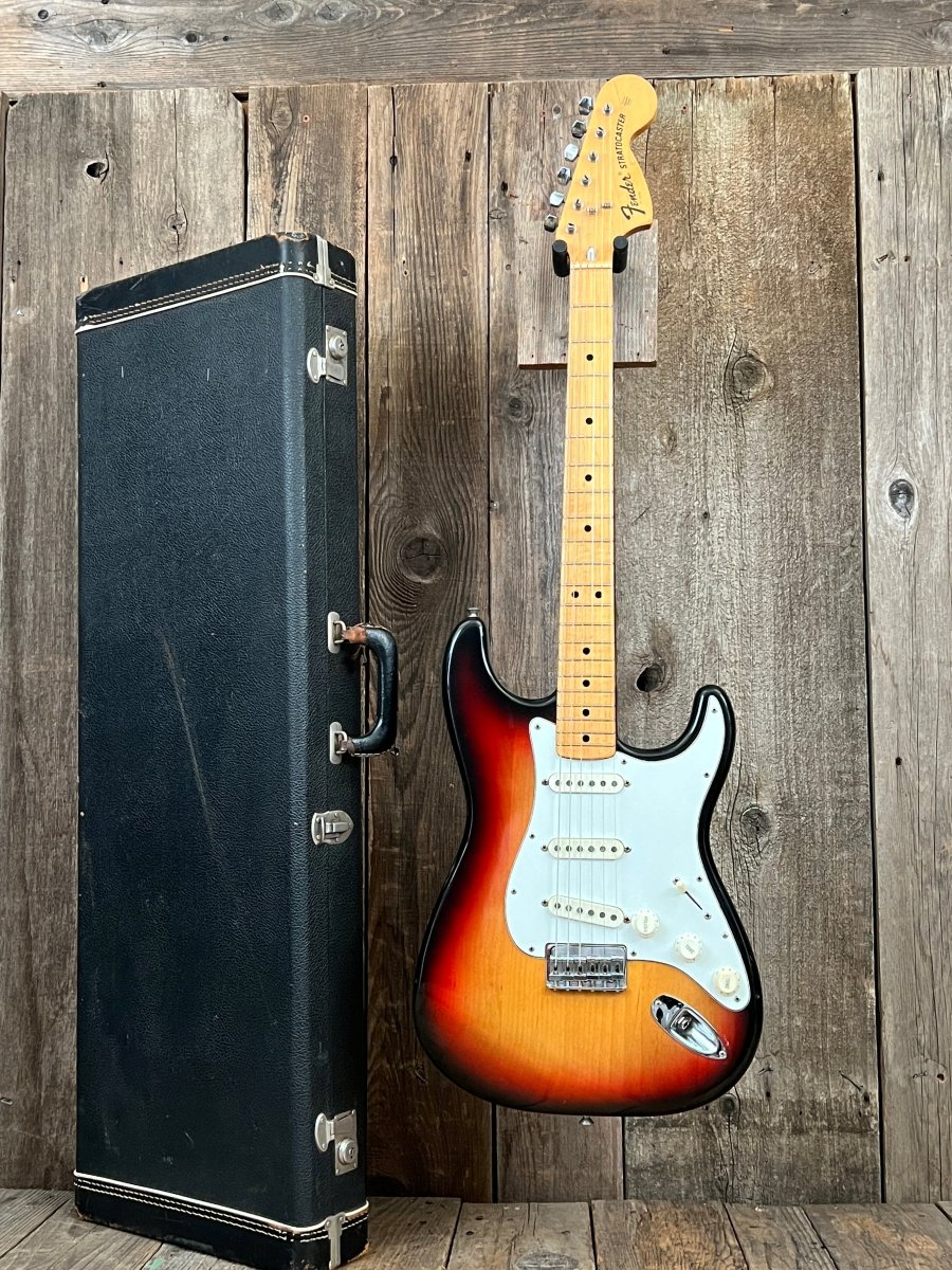 SOLD - Fender Hardtail Stratocaster 1974 Hardtail 7 lbs - Mahar's Vintage Guitars