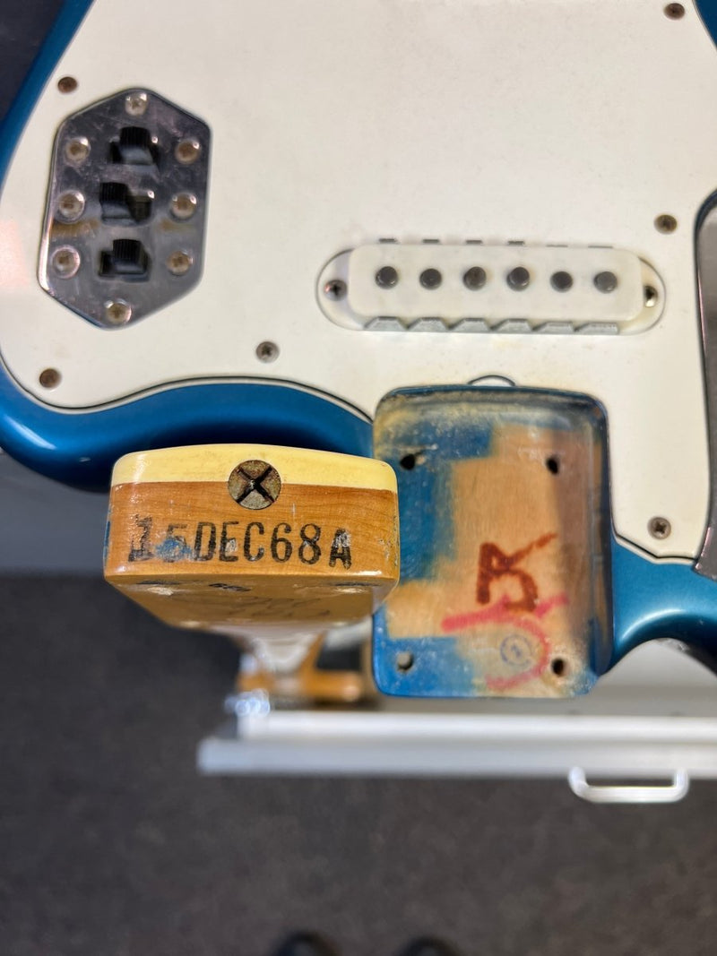 SOLD - Fender Jaguar 1968 Lake Placid Blue - Mahar's Vintage Guitars