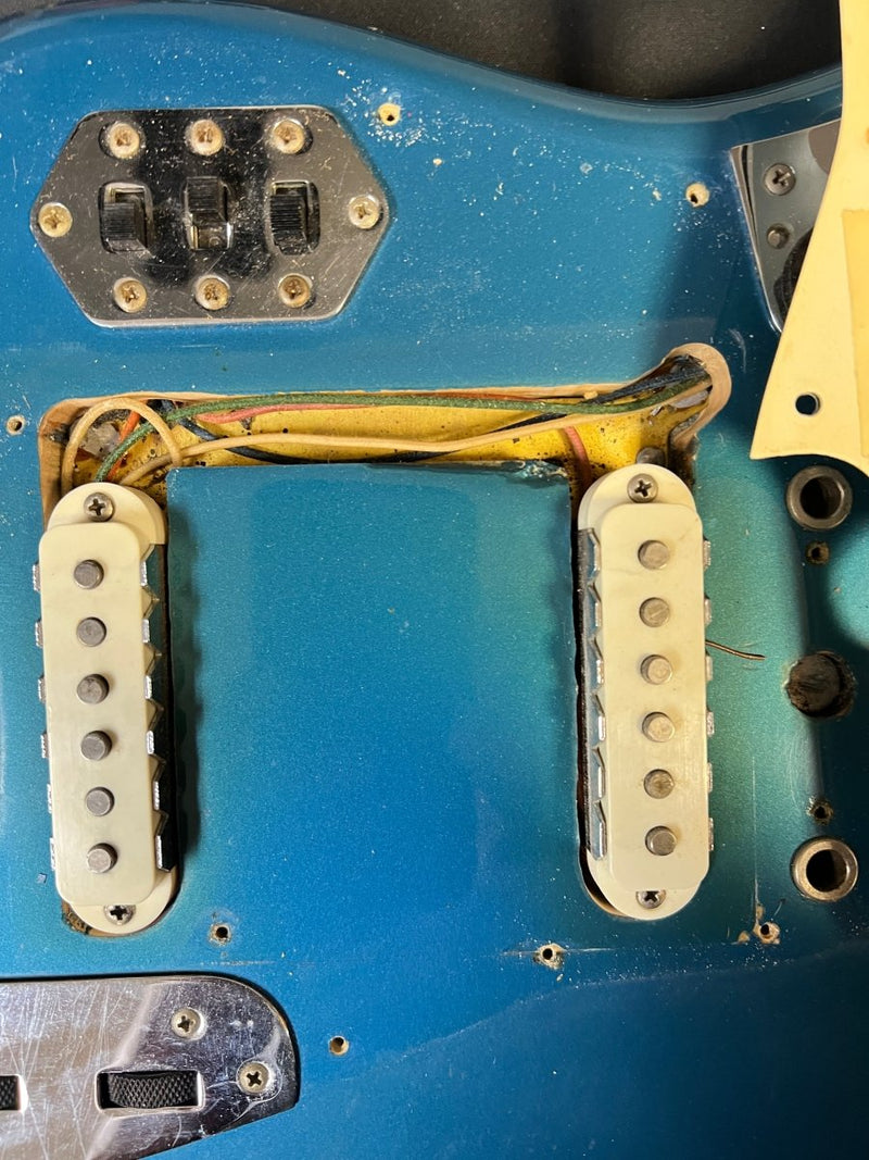 SOLD - Fender Jaguar 1968 Lake Placid Blue - Mahar's Vintage Guitars