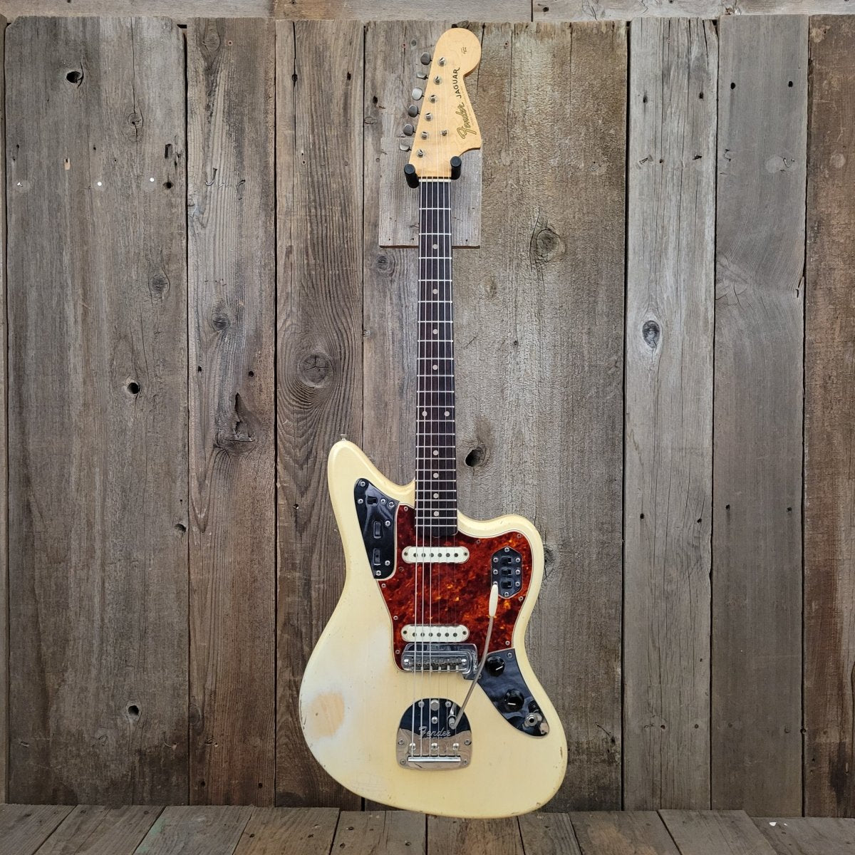 SOLD - Fender Jaguar Blond over Ash - 1963 - Mahar's Vintage Guitars