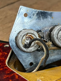 SOLD - Fender Jazz Bass 1966 - Mahar's Vintage Guitars