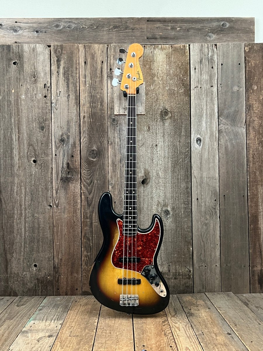 SOLD - Fender Jazz Bass 1966 - Mahar's Vintage Guitars