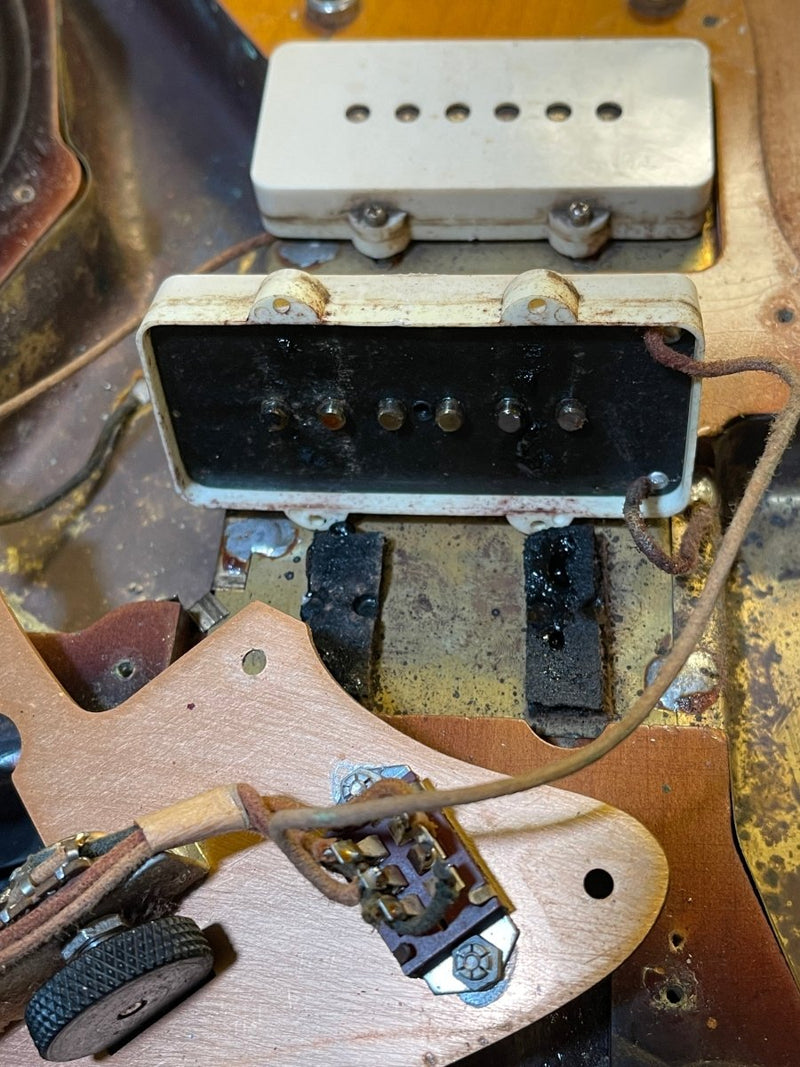 SOLD - Fender Jazzmaster 1958 First Year Slab Board Gold Guard - Mahar's Vintage Guitars