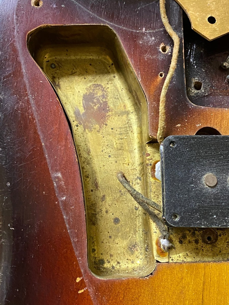 SOLD - Fender Jazzmaster 1959 Gold Pickguard - Mahar's Vintage Guitars