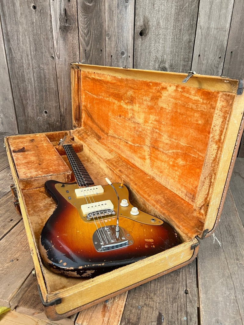 SOLD - Fender Jazzmaster 1959 Gold Pickguard - Mahar's Vintage Guitars
