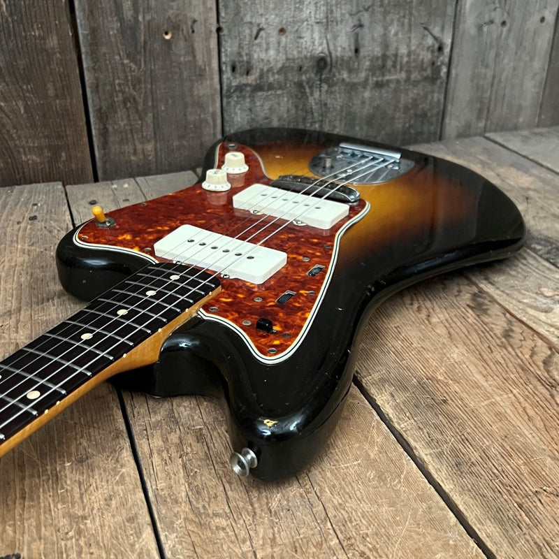 SOLD - Fender Jazzmaster 1960 Sunburst All Original - Mahar's Vintage Guitars