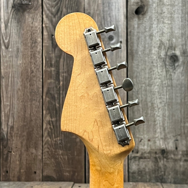 SOLD - Fender Jazzmaster 1960 Sunburst All Original - Mahar's Vintage Guitars