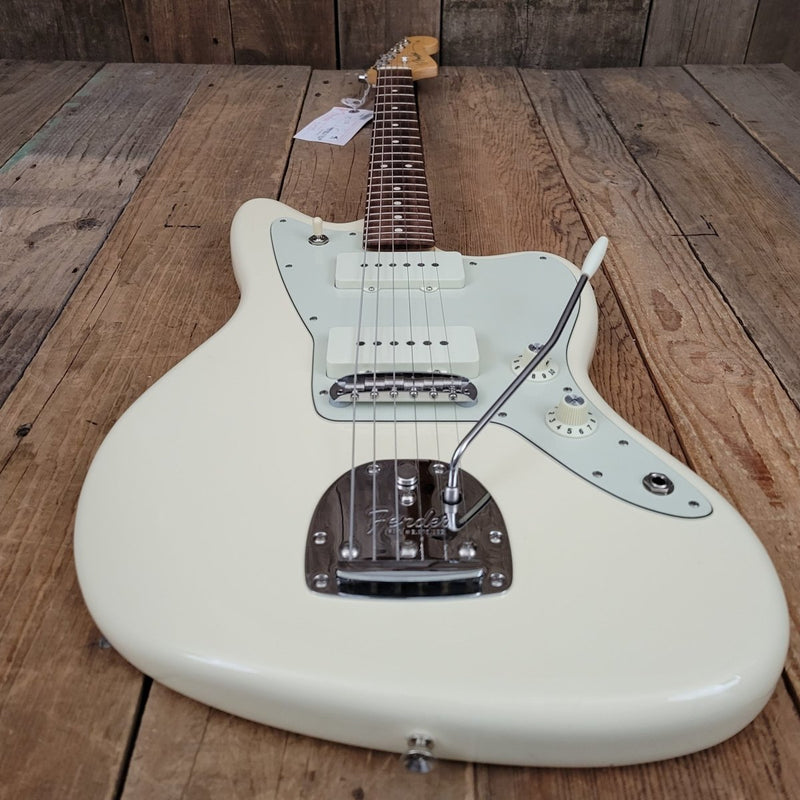 SOLD - Fender Jazzmaster American Professional - 2017 - Mahar's Vintage Guitars