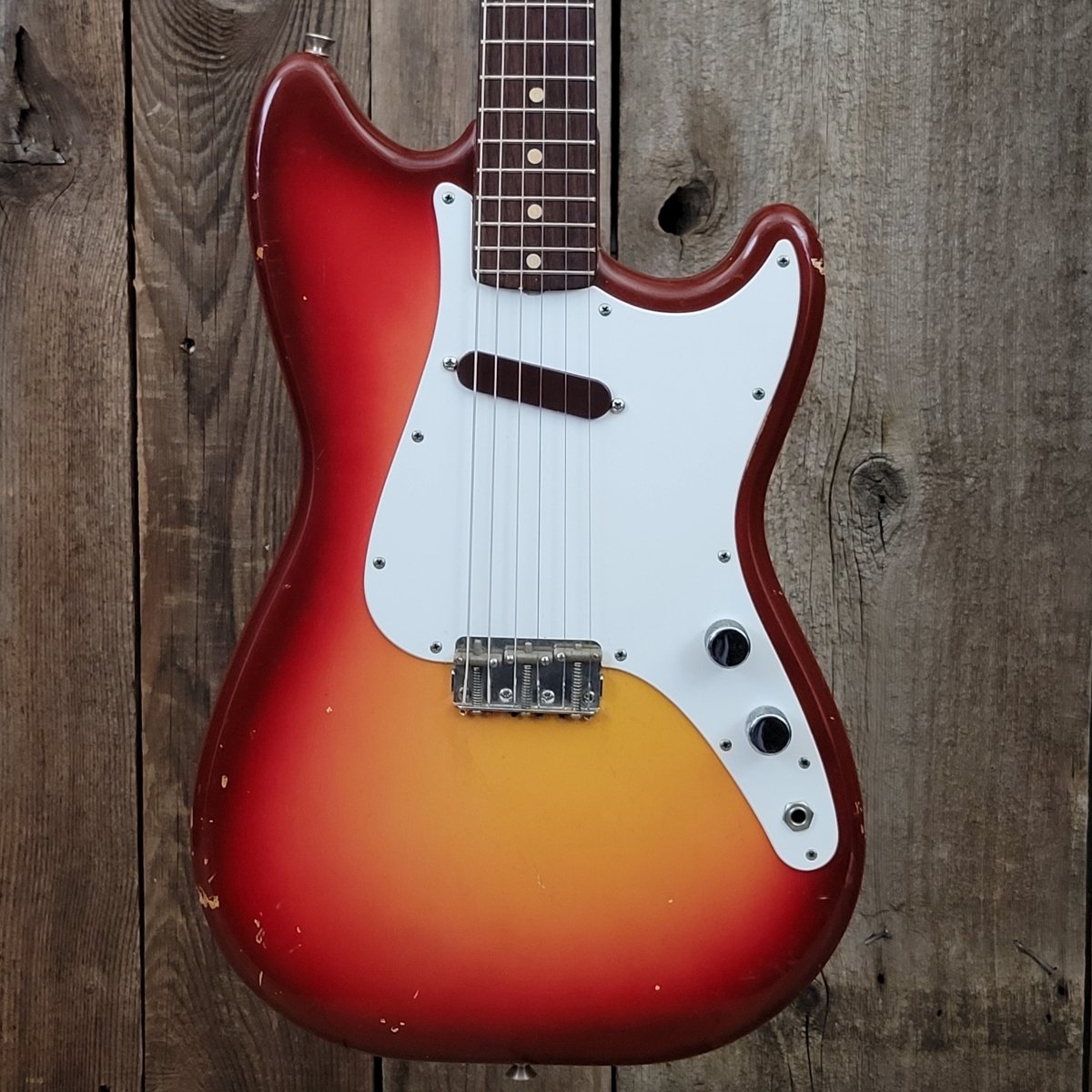 SOLD - Fender Musicmaster 1962 Maroon Burst Slab Board Pre CBS - Mahar's Vintage Guitars