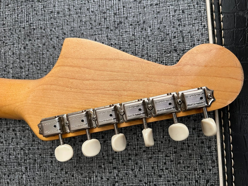 SOLD - Fender Mustang 1965 Olympic White with slab fretboard - Mahar's Vintage Guitars
