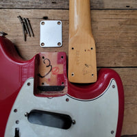 SOLD - Fender Mustang 1968 Dakota Red - Mahar's Vintage Guitars