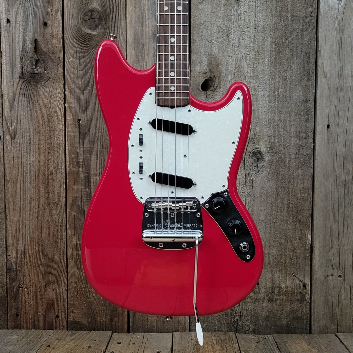 SOLD - Fender Mustang 1968 Dakota Red - Mahar's Vintage Guitars