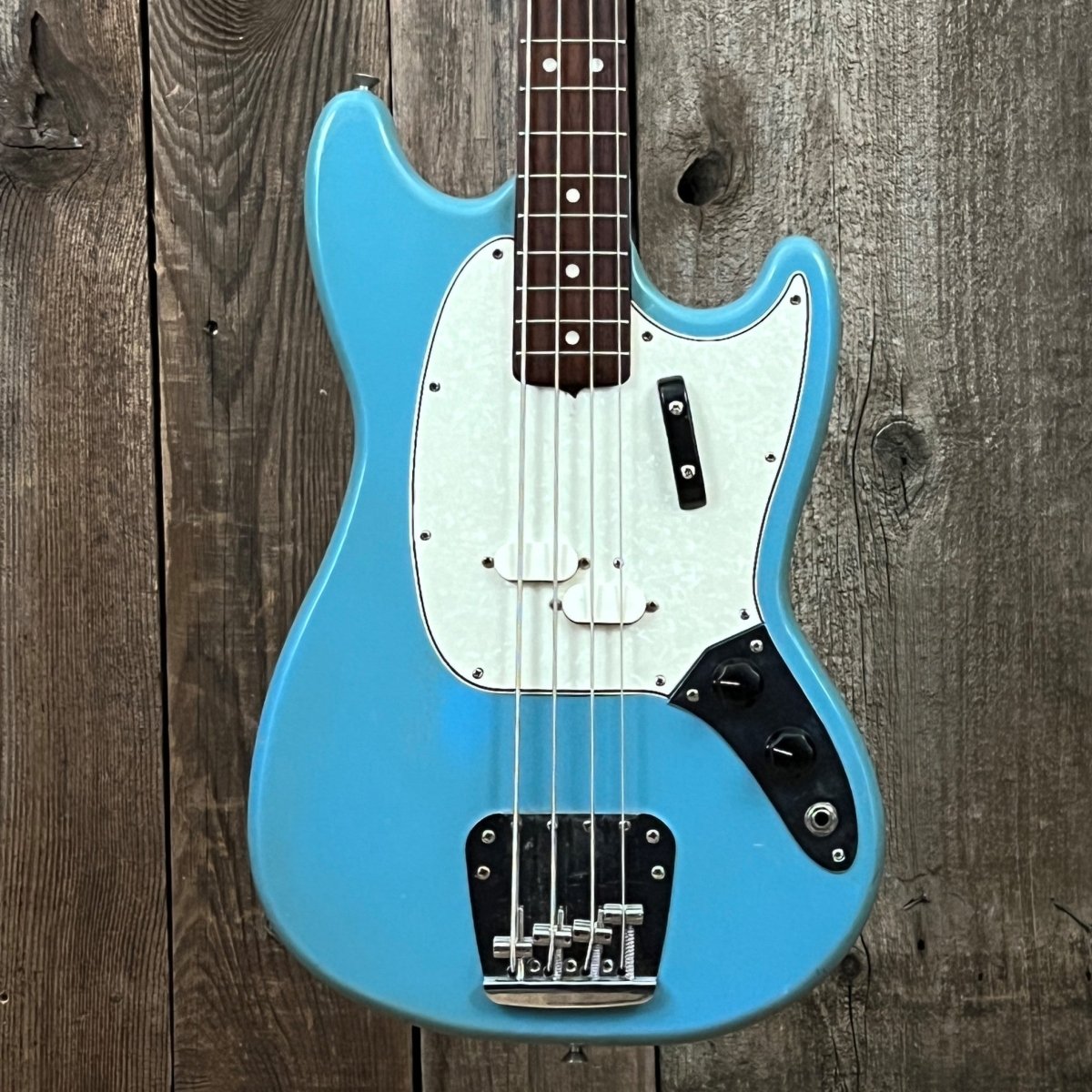 SOLD - Fender Mustang Bass 1966 Blue - Mahar's Vintage Guitars