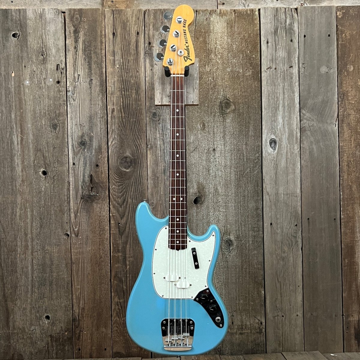 SOLD - Fender Mustang Bass 1966 Blue - Mahar's Vintage Guitars