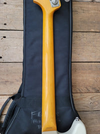 SOLD - Fender Mustang Bass MIJ 2005 Olympic White - Mahar's Vintage Guitars