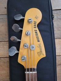 SOLD - Fender Mustang Bass MIJ 2005 Olympic White - Mahar's Vintage Guitars