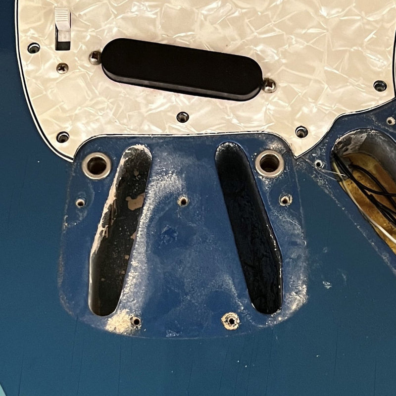 SOLD - Fender Mustang Competion Blue Burgundy 1972 - Mahar's Vintage Guitars