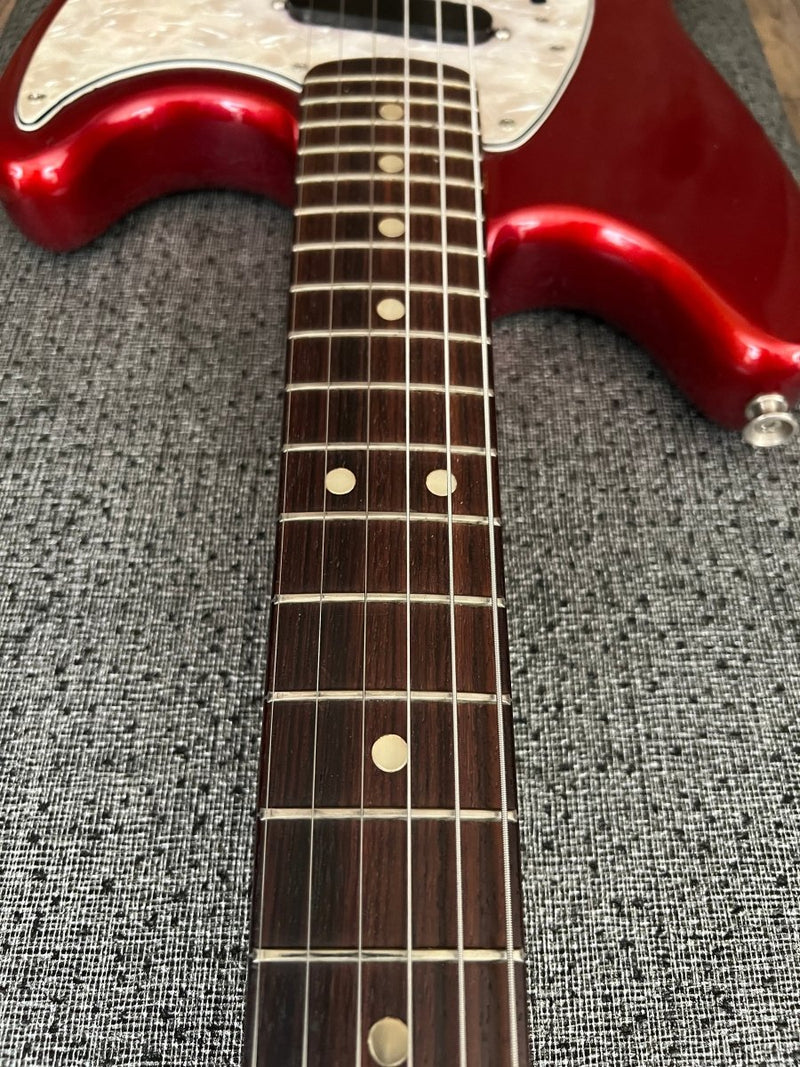 SOLD - Fender Mustang Competition 1971 Competition Red - Mahar's Vintage Guitars