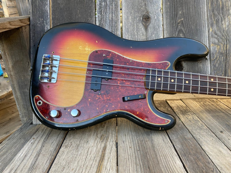 SOLD - Fender Precision Bass 1964 - Mahar's Vintage Guitars