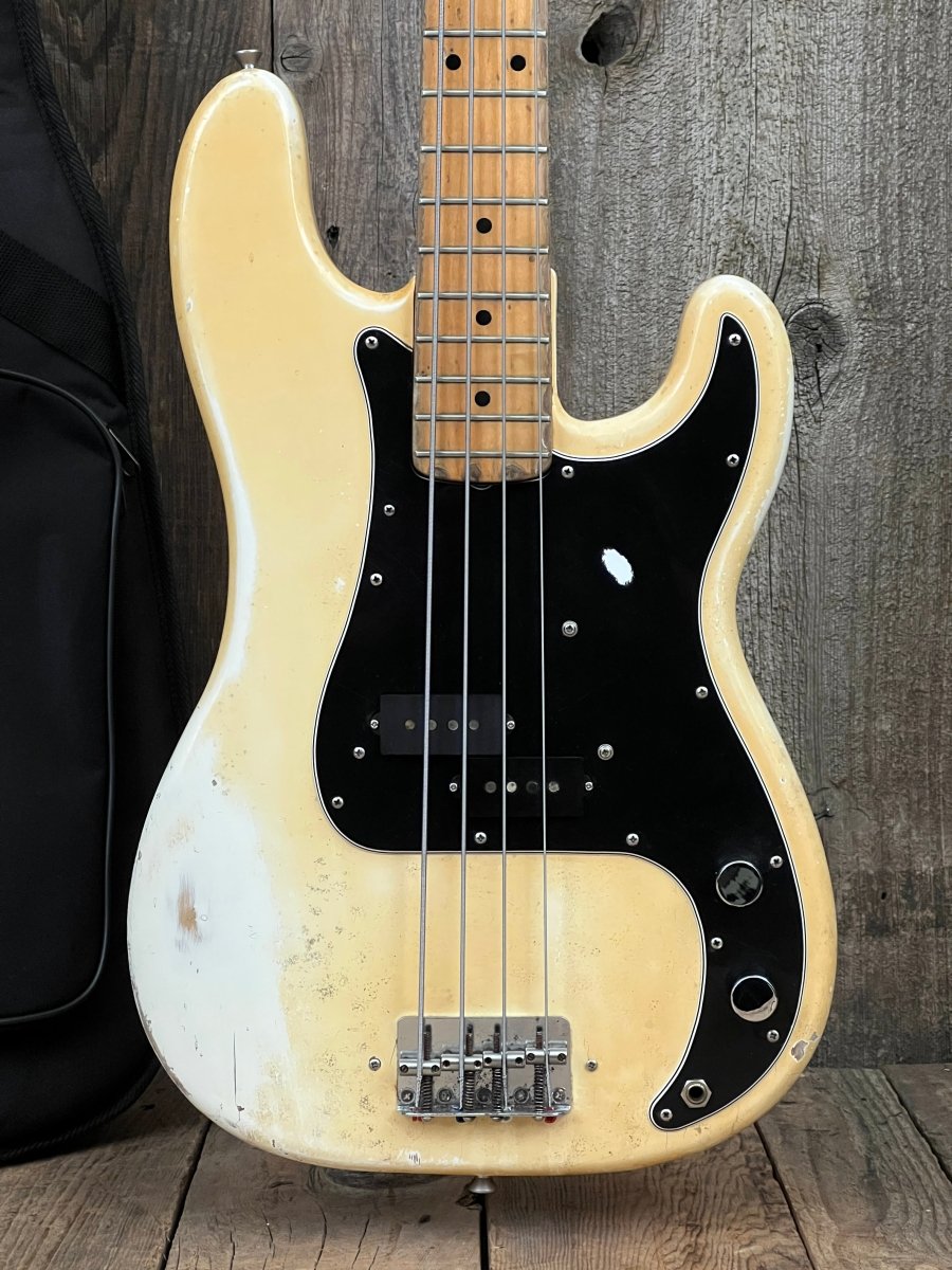 SOLD - Fender Precision Bass 1976 Olympic White - Mahar's Vintage Guitars