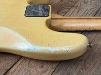 SOLD - Fender Precision Bass 1976 Olympic White - Mahar's Vintage Guitars