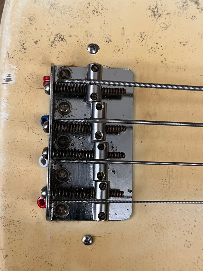 SOLD - Fender Precision Bass 1976 Olympic White - Mahar's Vintage Guitars