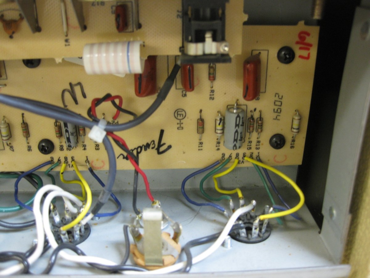 SOLD - Fender Reverb Unit 6G15 1994 1963 Reissue White Tolex