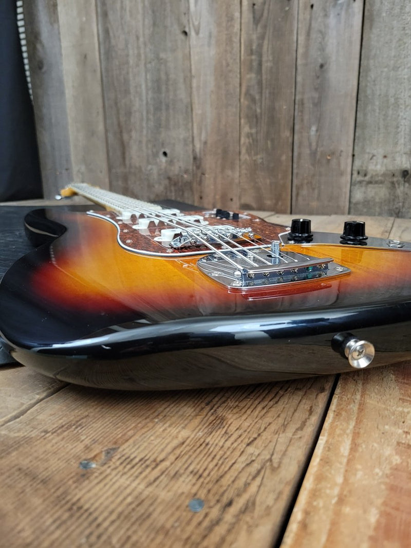 SOLD - Fender Squier Bass VI 2018 - Mahar's Vintage Guitars