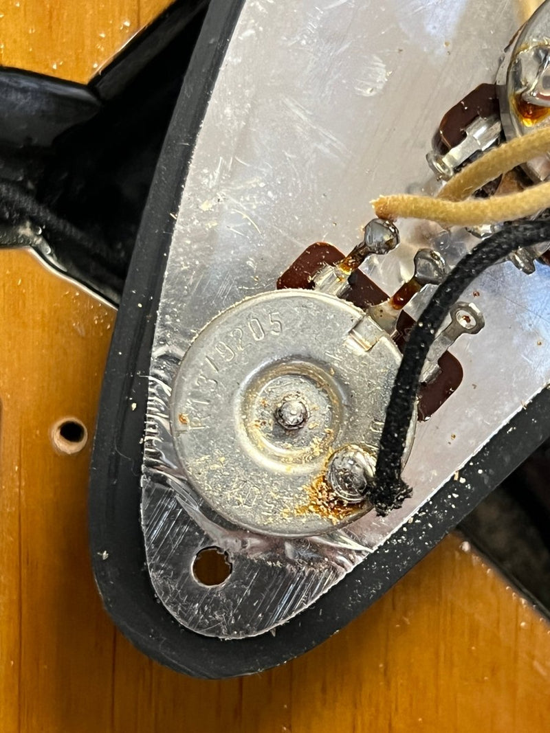 SOLD - Fender Stevie Ray Vaughan SRV Stratocaster 1992 - Mahar's Vintage Guitars