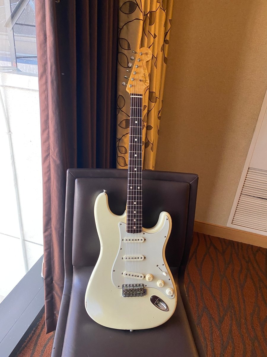 SOLD - Fender Stratocaster 1960 Relic 1997 Cunetto Cruz era - Mahar's Vintage Guitars