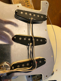 SOLD - Fender Stratocaster 1960 Relic 1997 Cunetto Cruz era - Mahar's Vintage Guitars