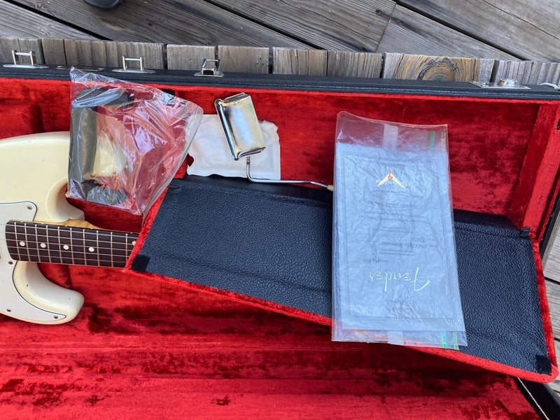 SOLD - Fender Stratocaster 1960 Relic 1997 Cunetto Cruz era - Mahar's Vintage Guitars