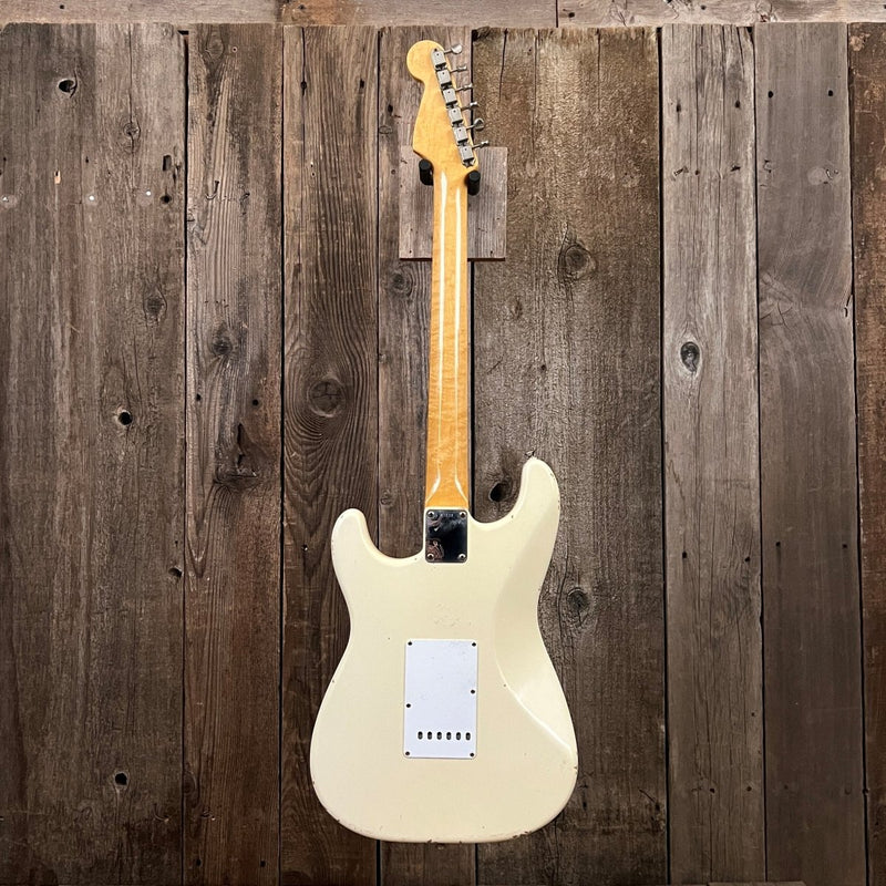 SOLD - Fender Stratocaster 1960 Relic Cunetto Era Olympic White - Mahar's Vintage Guitars