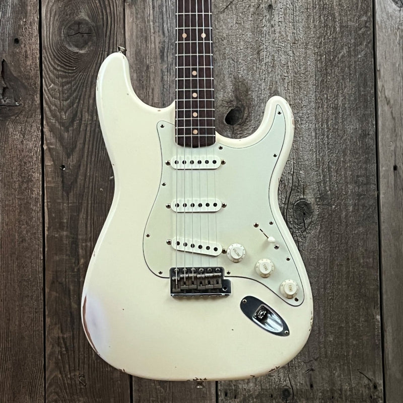 SOLD - Fender Stratocaster 1960 Relic Cunetto Era Olympic White - Mahar's Vintage Guitars