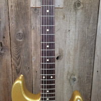 SOLD - Fender Stratocaster 1962 Custom Shop Gold Sparkle 1993 - Mahar's Vintage Guitars