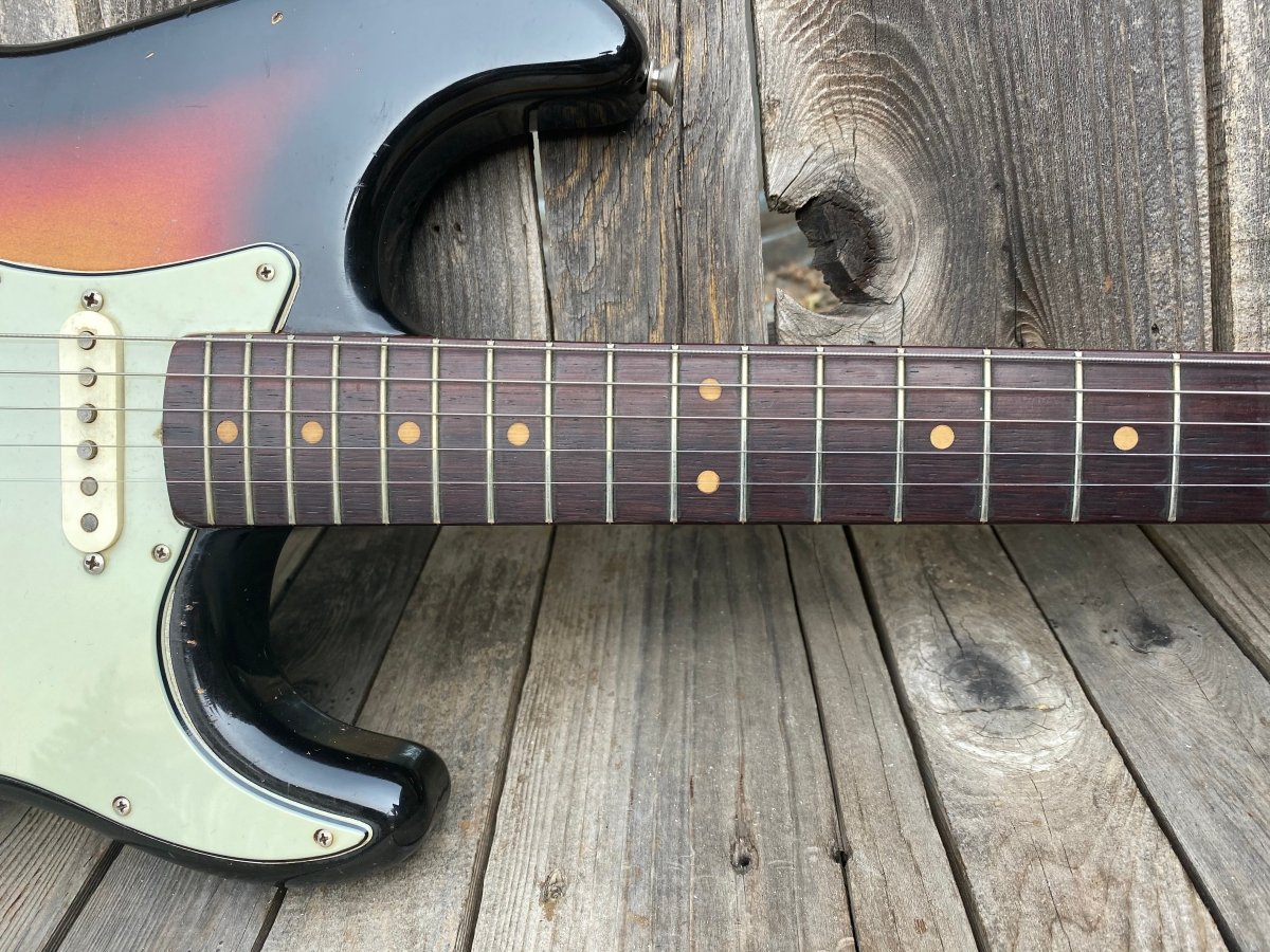 SOLD - Fender Stratocaster 1963 - – Mahar's Vintage Guitars
